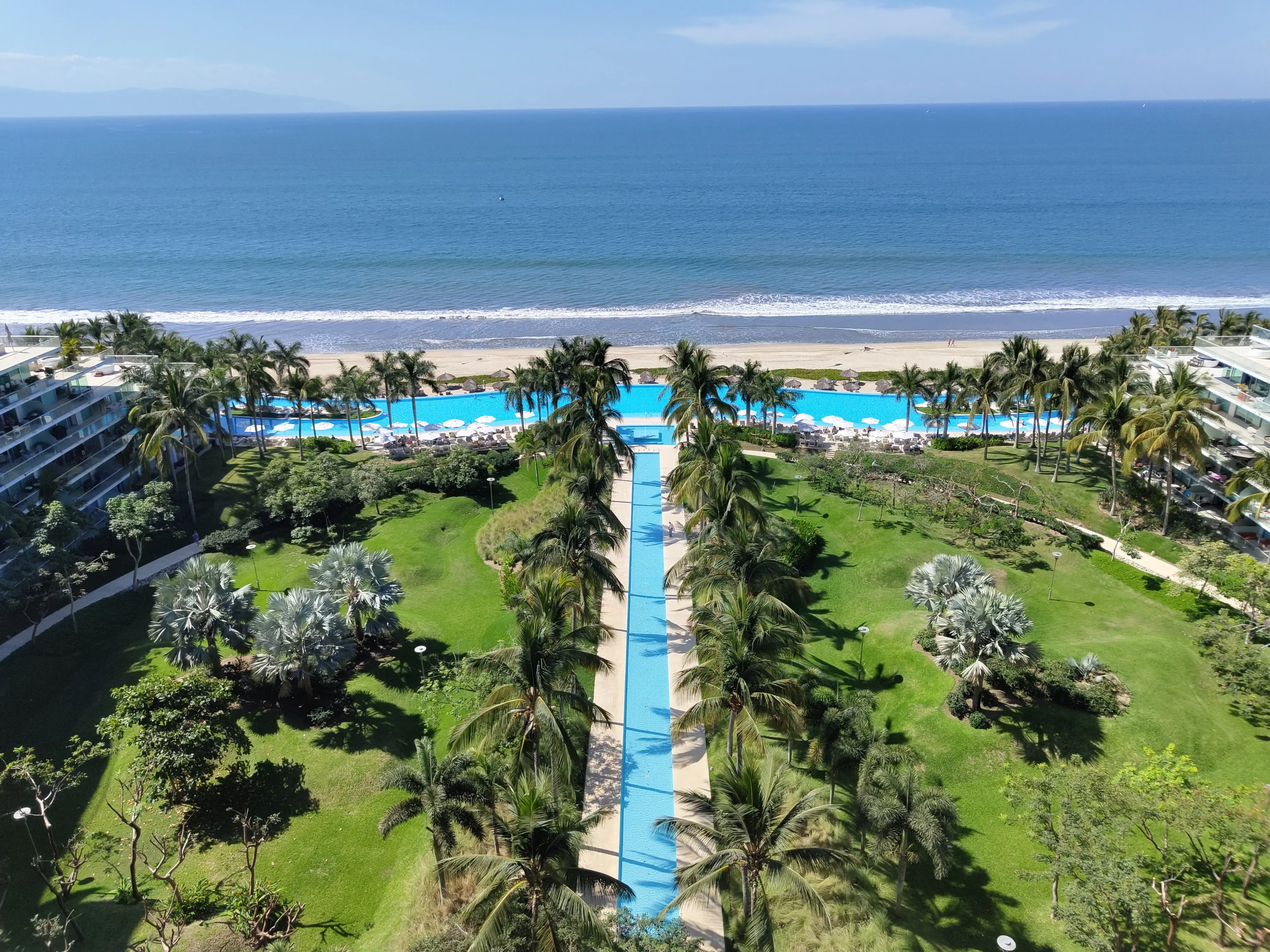 area verde de condominio peninsula nuevo vallarta